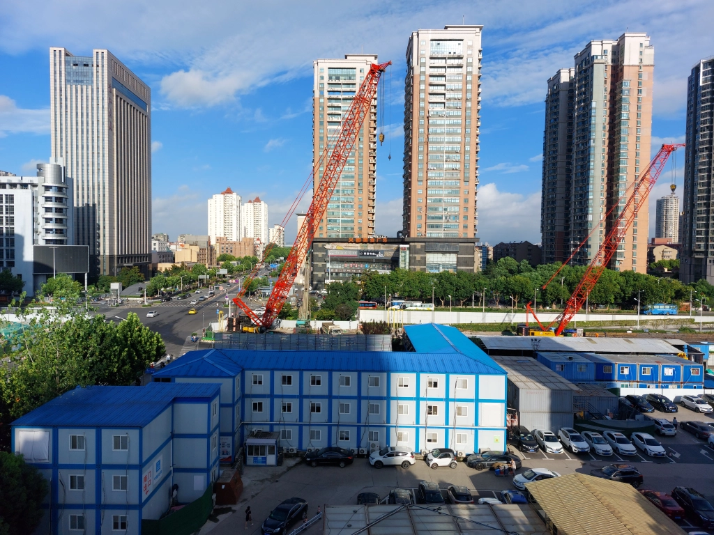 Baustelle in Nanjing aus der Wohnung von Freunden gesehen