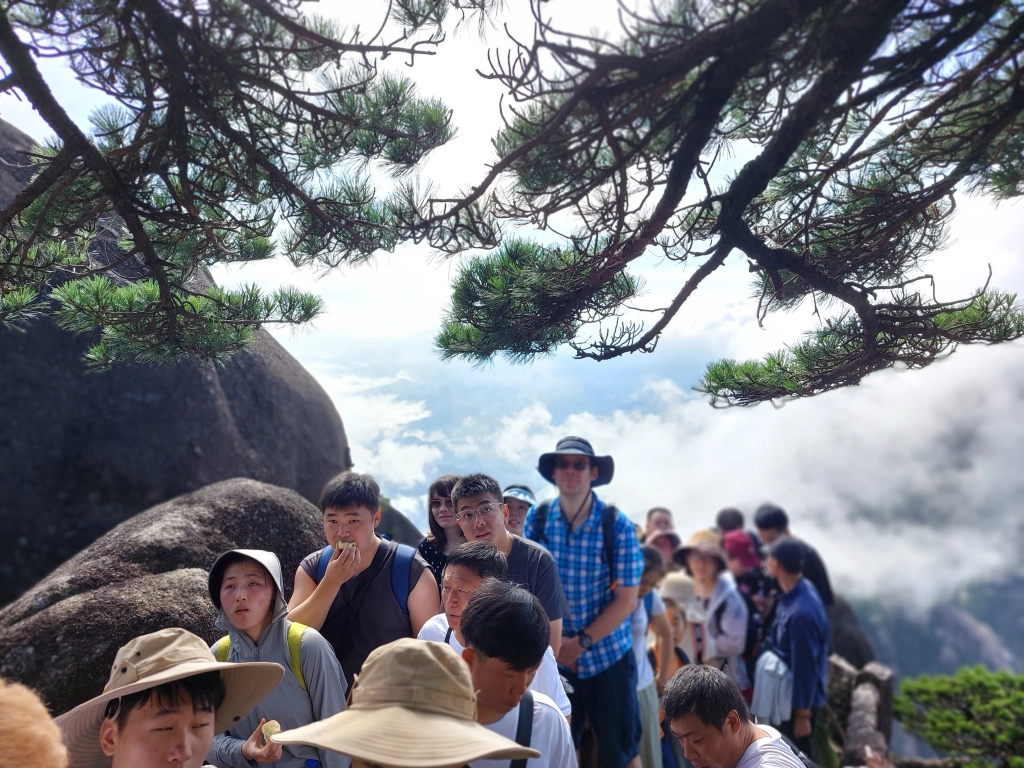 Stau vor dem Lotus Peak