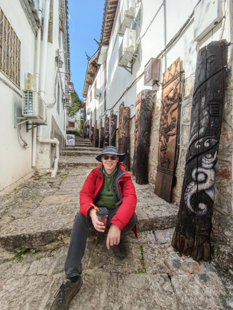 Stefan in der Altstadt von Lijang